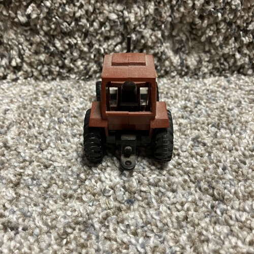 ERTL Mini Toys Hesston 180-90, Front Assist Tractor, 1/64 - Picture 3 of 5