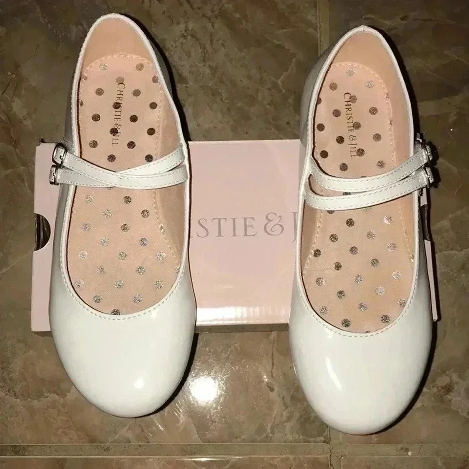 Pisos de charol blanco Christie & Jill talla 4 con correa. Preloved Foto 2 de 4