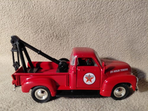 1:43 Road Champs 1953 Chevrolet C3100 Texaco Diecast Tow Truck 24 Hour Towing - Picture 5 of 10