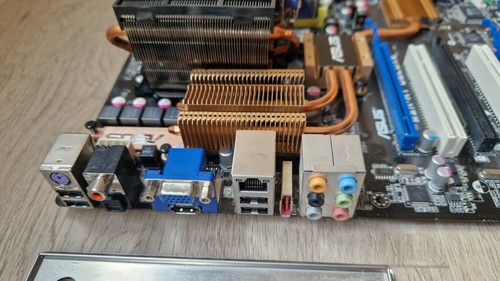 ASUS M3N-HT Deluxe + AMD Phenom II X4 945 + 6GB RAM Kingston HyperX - Photo 4/5