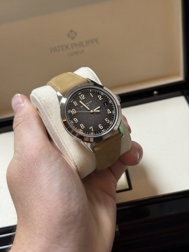 PATEK PHILIPPE Calatrava 2025 5226G-001 - Picture 7 of 7