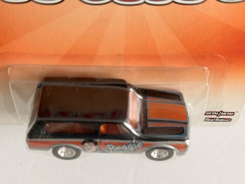 Hot Wheels 2 Cars Archie Comics Jughead La Troca & 70 Chevy Blazer Real Riders - Picture 8 of 19