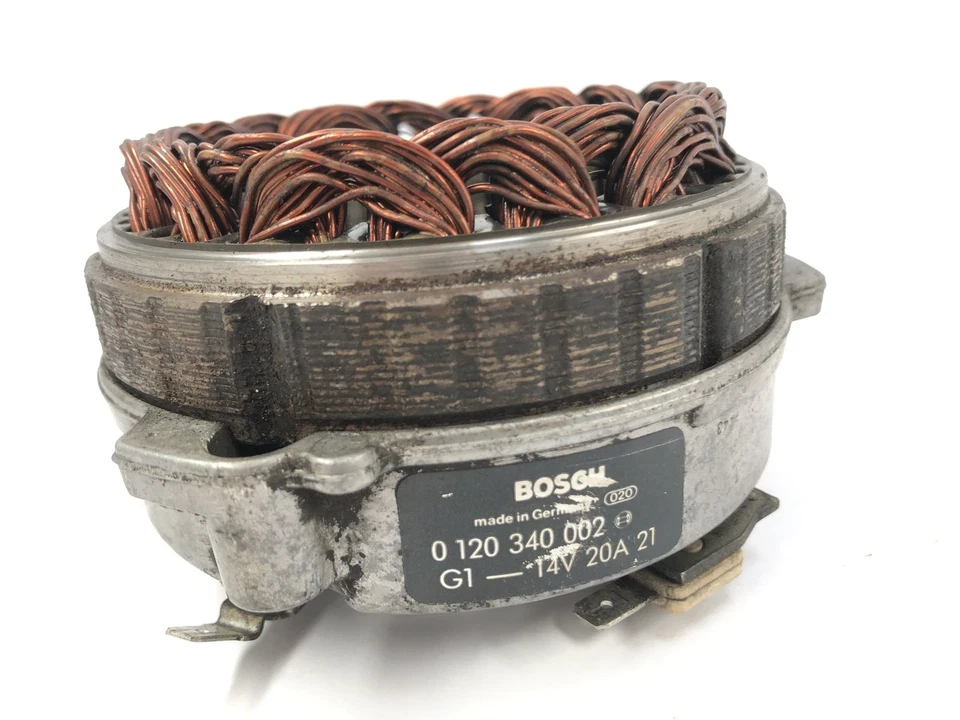 Moto Guzzi California II VT [1985] - alternator - Image 3 of 4