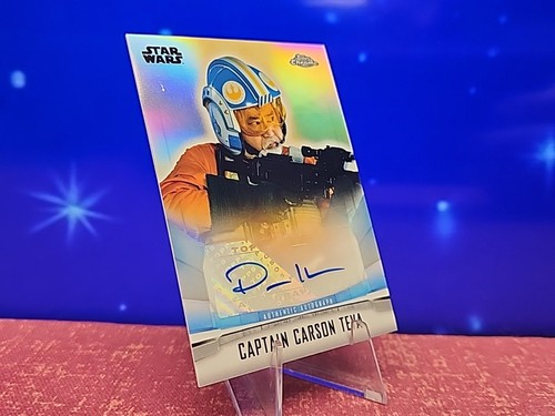 2023 Topps Chrome Star Wars The Mandalorian Captain Carson Teva Auto Refractor - Picture 7 of 8