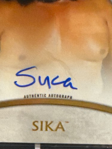 2018 Topps Wwe Legends Autograph A-SI Sika - Picture 2 of 3