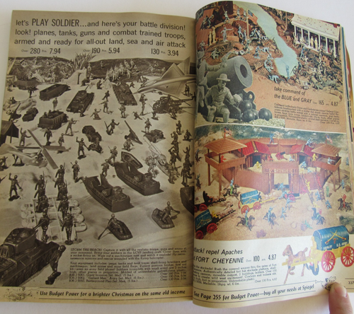 Vintage Spiegel Weihnachtsbuch Katalog 1963 Spielzeug Barbie Roboter Tretauto Soldat - Bild 9 von 16