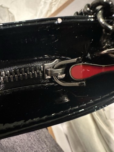 Christian Louboutin Loubiposh Valentines Clutch Black Patent & Fuchsia Used - Picture 8 of 14