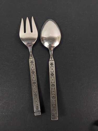 Gorham Stainless Hacienda Patterned Handle Flatware Serving Spoon Fork Salad 9" - Picture 7 of 8