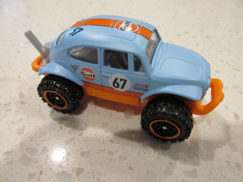 2000 Matchbox 2012 VW Volkswagen Beetle 4x4 1:64 Diecast Toy Race CAR - Picture 2 of 4