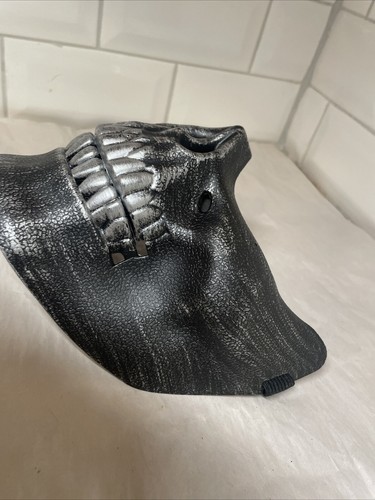 Skeleton Jaw Half Face Mask Hard Plastic - Picture 3 of 6