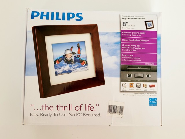 Philips Home Essentials Digital Photo Frame 8" LCD Panel Brwn Wood Frame 3480/G7 YV10853 Philips Home Essentials Digital Photo Frame 8" LCD Panel Brwn Wood Frame 3480/G7 YV10853