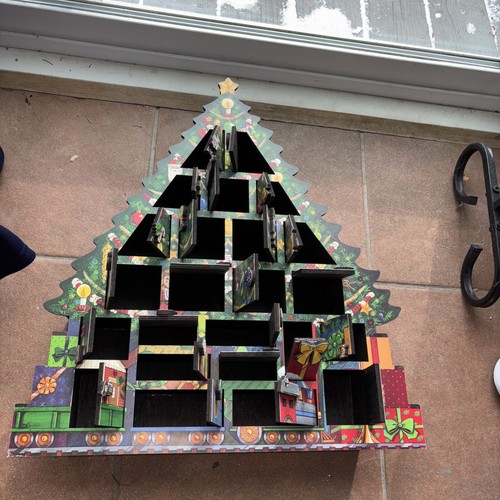 EUC Christmas tree Byers vintage traditions wooden advent calendar 2003 Doors - Picture 3 of 9