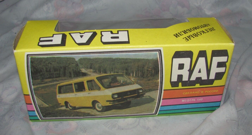 USSR Russian RAF 1/43 Die Cast Metal Van Like New in Box - Picture 3 of 8