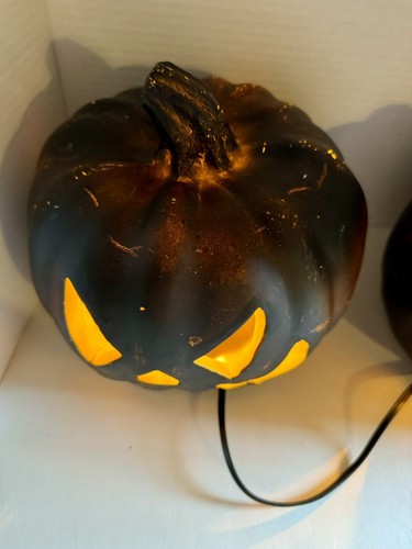 Paar schwarze Schaumstoff leuchtende Jack-O-Laterne Kürbisse Halloween Dekor 8”x8” - Bild 6 von 13