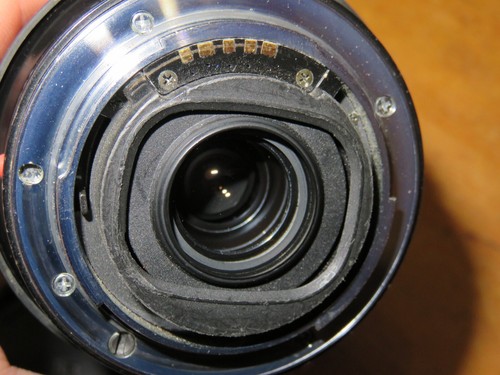 Minolta AF 100-300 F4.5-5.6 Zoom Lens For Sony A-Mount cameras with bonus filter - Picture 4 of 9