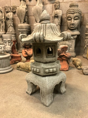 Chinese Pagoda Lantern Garden ornament concrete statue sculpture, Ancient Asia S - Picture 2 of 6