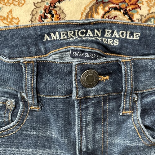 Pantalones Cortos American Eagle Para Mujer 6 Bermudas Ajustadas Azul Mezcla Súper Elástica Denim - Imagen 2 de 12
