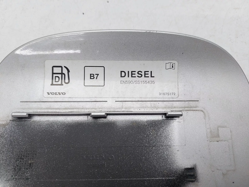 VOLVO V60 S60 DIESEL FUEL TANK FILLER FLAP COVER IN SILVER 2018 31675172 - Picture 16 of 16