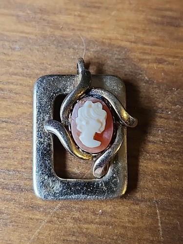 Vintage Yellow Victorian Cameo Shell small Pendant