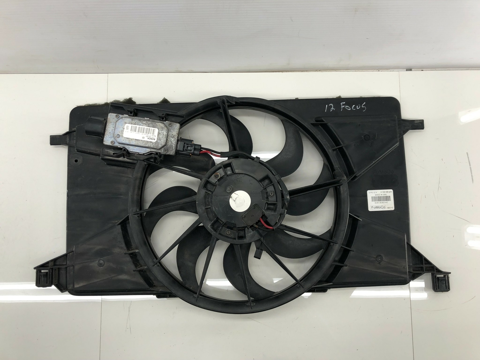 2003 ford focus cooling fans only work with ac on