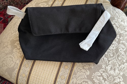 ISSEY MIYAKE Parfums Toiletries Travel Wash Bag Case Black - Picture 2 of 2