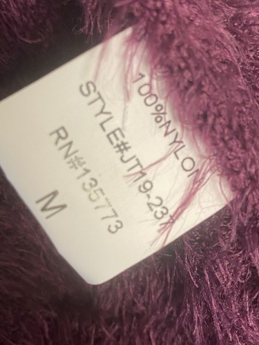 Olivaceous Cropped Sweater Womens Medium Plum Purple Long Sleeve Fuzzy Knit NWT - Picture 15 of 16