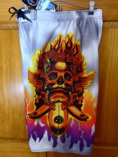 Maui & Sons NUEVO CON ETIQUETAS Calavera Estampado Tabla Bañador Pantalones Cortos Juveniles XL Jóvenes Hombres 26 Cintura - Imagen 16 de 24