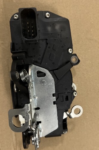 Saturn SKY - Pontiac Solstice Door Lock Actuator LEFT - Picture 5 of 5