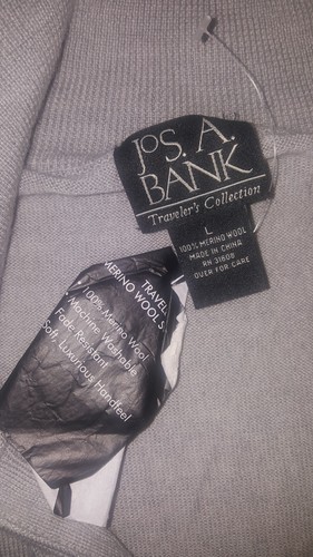 NWT Jos A. Bank Travelers Collection gray 100% Merino Wool 1/4 zip sweater Large - Picture 3 of 5