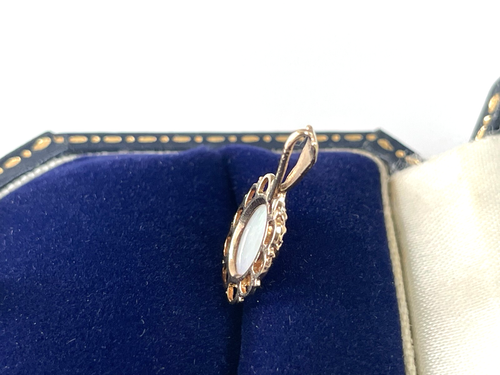 Fire Opal Pendant 9ct Gold Cabochon Opal Vintage Pendant - Picture 9 of 17