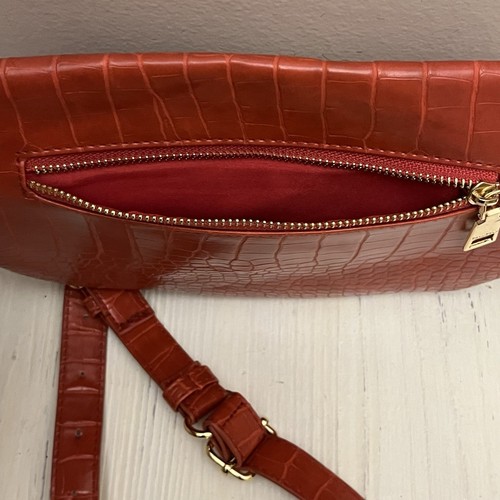 Borsa donna Bene borsetta cintura borsetta in finto coccodrillo rosso ferramenta oro - Foto 8 di 15