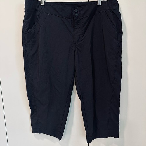 Women’s Columbia Capri Pant Black Size Large Outdoor Camping