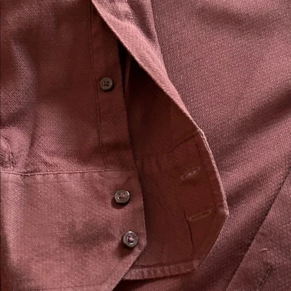 Camisa de Vestir Ben Sherman Rich Borgoña Abotonada Manga Larga, Talla 16 (L) Foto 3 de 4