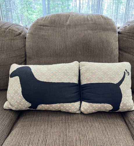 Dachshund Throw Pillow Set Black Weiner Dog Tapestry Beige Black Silhouette - 第 4/8 張圖片