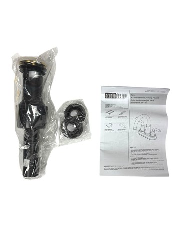 Grifo de lavabo Studio Design Collection Tano de 4 pulgadas con dos asas dorado cepillado - Imagen 6 de 9