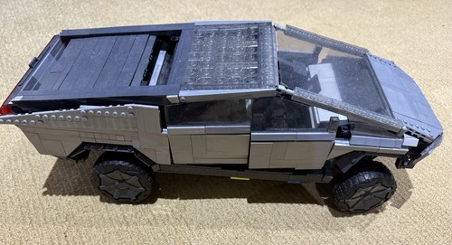 LEGO 3283 TESLA CYBERTRUCK (used) *PLUS* FREE NEW $35 WIRELESS CHARGER - Bild 14 von 24