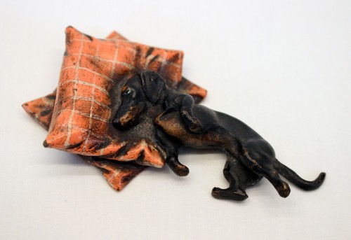 💥Antiguo perro salchicha de bronce de Viena sobre almohada FRANZ BERGMANN hecho a mano pintado en frío - Imagen 9 de 9