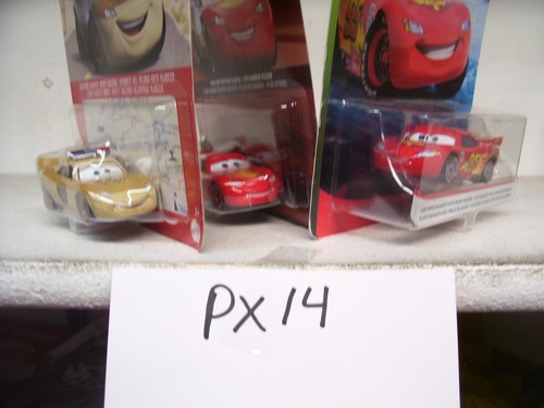 Disney Pixar Lightning McQueen Deputy/Roadtrip/mit Rennrädern Autos 3 Stück - Bild 5 von 5