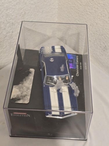 Carrera Evolution '69 Camaro SS396 (Bleu) échelle 1/32 slot car - Photo 6/24