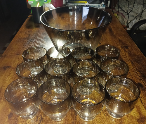 13PC MCM Silver Ombre Fade Punch Set 1 Bowl 12 Cocktail Glasses Dorothy Thorpe? - Picture 12 of 14