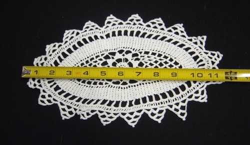 Vtg 4 Hand Crocheted Doilies Various Sizes & Sizes All White Granny Core Made - Picture 5 of 6