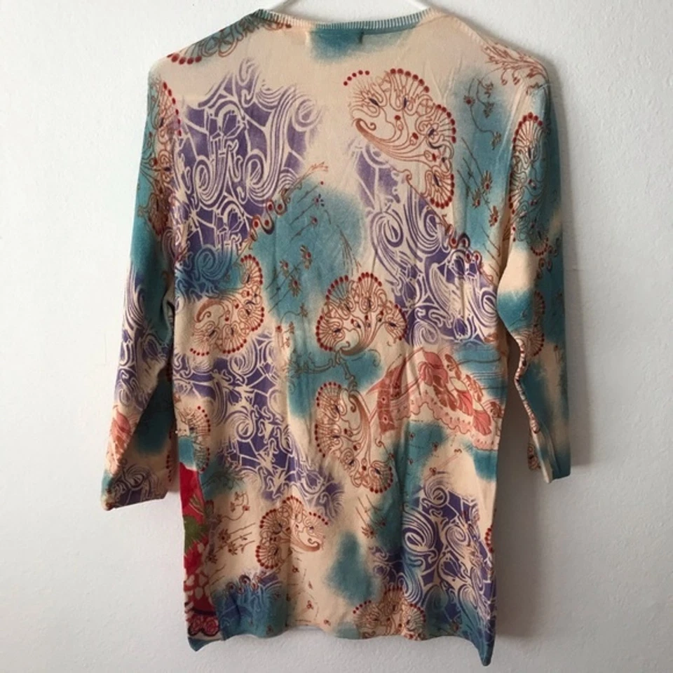 Suéter Vertigo Paris Cuentas Flores Multicolor Mediano Foto 2 de 4