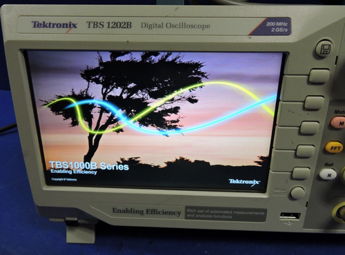 Tektronix TBS 1202B Digital 2-CH 200MHz 2GS/s Oscilloscope TBS1202B / TESTED - Picture 4 of 13