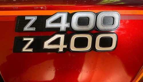 Ricambio Logo Loghi Fregio Kawasaki Z 400 Nuovo - Foto 2 di 6