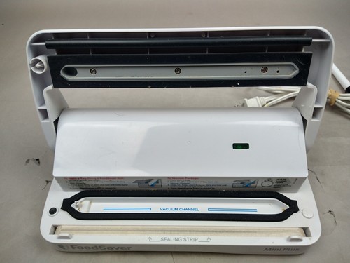 FoodSaver Mini Plus 8” Sellador Ahorrador de Alimentos al Aspirador Modelo 220 Conservador PROBADO - Imagen 6 de 10