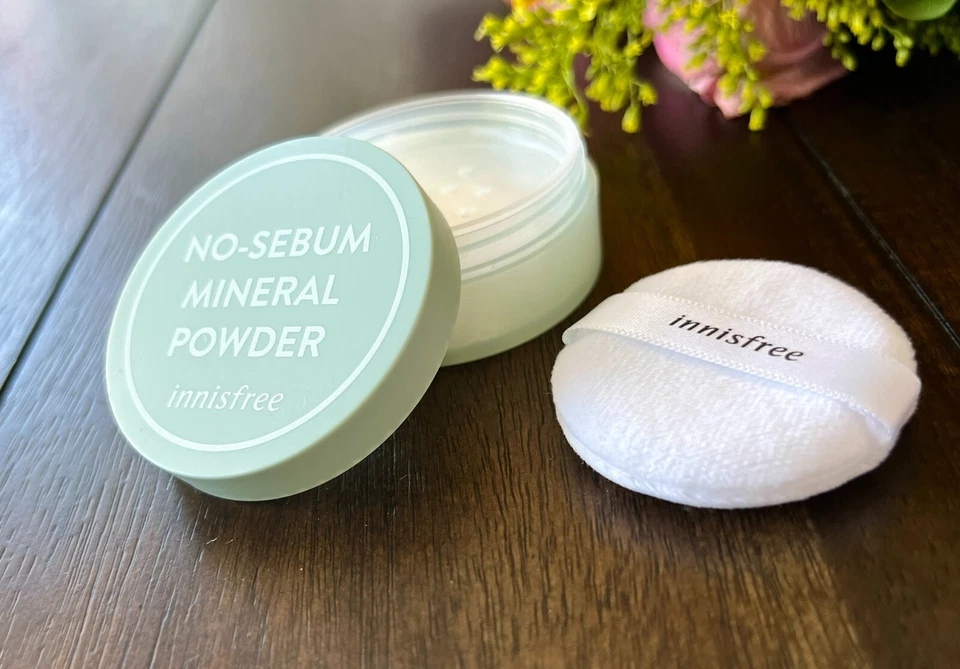 VENDEDOR DE CALIFORNIA - 2 (dos) NUEVO Innisfree Sin Sebo Mineral en Polvo 5g Foto 4 de 4