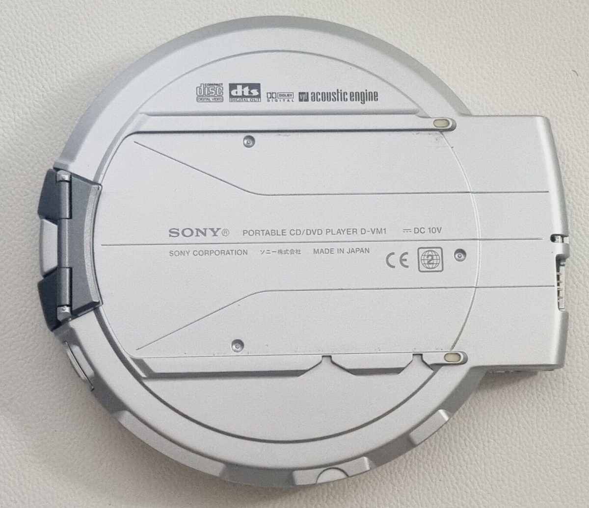 SONY CD DVD WALKMAN 【D-VM1】 Fascinating Look Back at the Sony DVD Walkman (D-VM1) from
