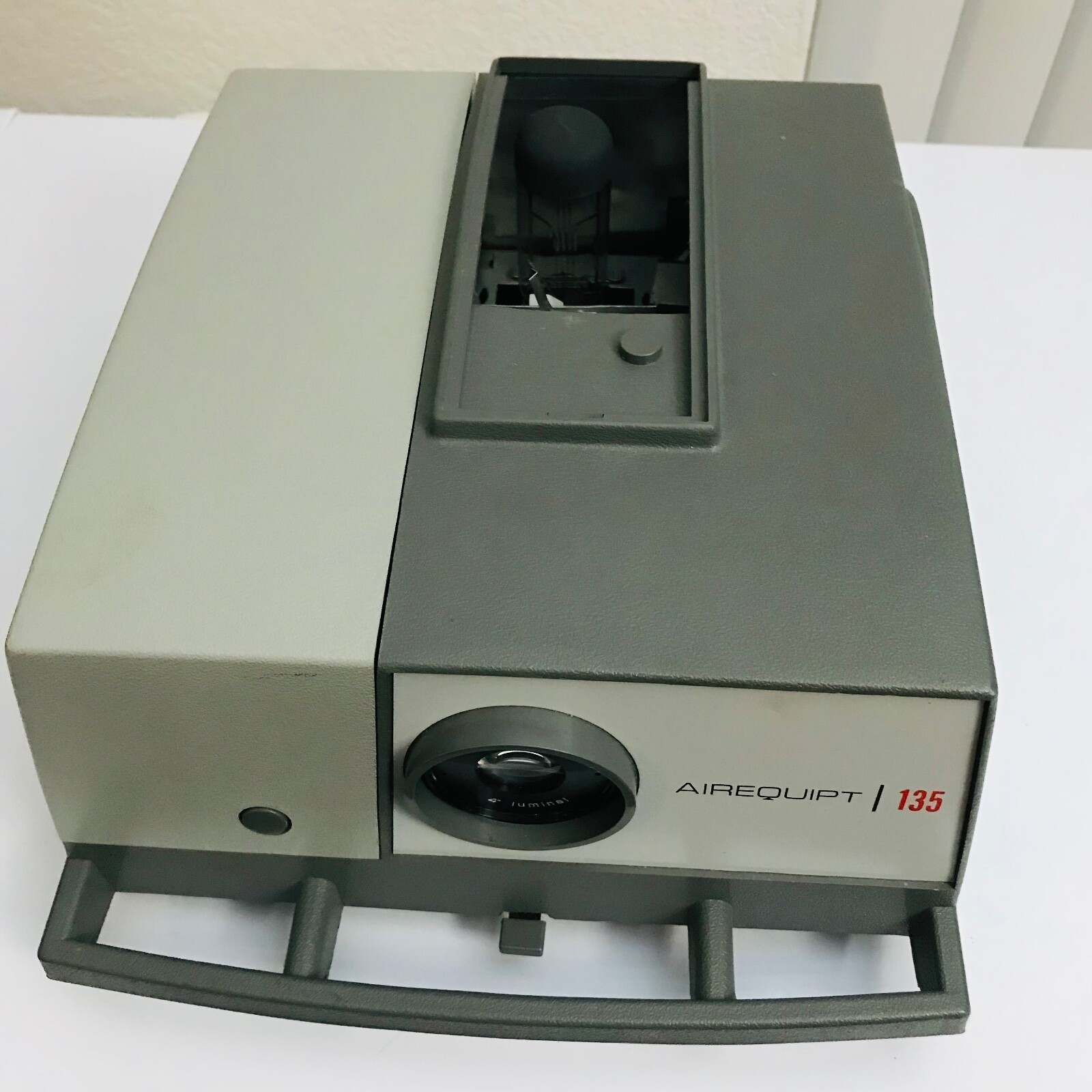 Vintage Airequipt 135 Slide Projector Bulb and Focus Work (Parts ONLY