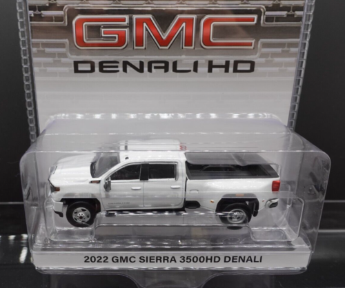 Greenlight 2022 GMC Sierra 3500HD Denali bianco 1/64 - Foto 2 di 2