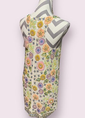Vestido BHLDN Marnie adornado con cuentas talla pequeña - Imagen 2 de 10